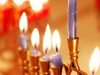 סיפורי קודש מגדולי וצדיקי דורות קדומים במצות הדלקת נרות חנוכה בחצרות קדשם