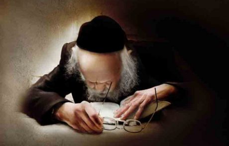 רשימות מפנקסו של הגאון ר’ יצחק קולדצקי חתן מרן הגר”ח קנייבסקי שליט”א על הנהגות גדולי ישראל בימי בין הזמנים – באדיבות אתר “דרשו”
