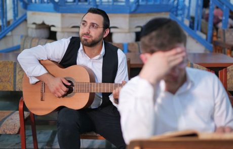אבי לרנר – אשרי האיש ווקאלי