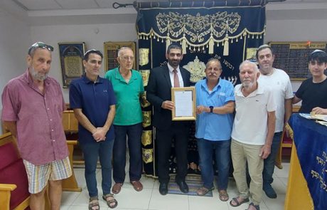 מה גרם לשר לשירותי דת, להגיע למושב מולדת שבעמק ולפגוש גבאי בן 93?